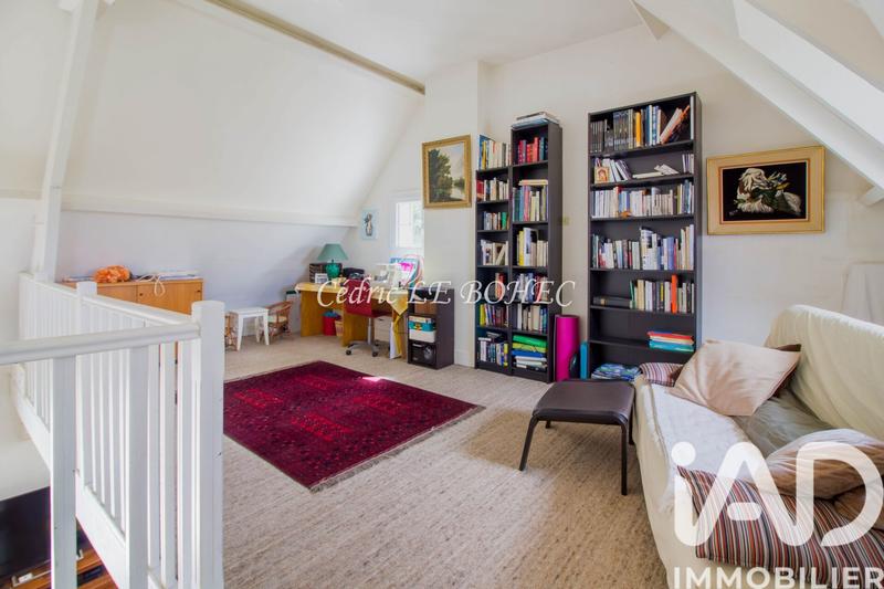 Maison - 198 m² - 8 pièces