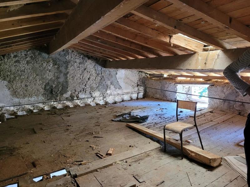 Maison - 220 m² - 7 pièces