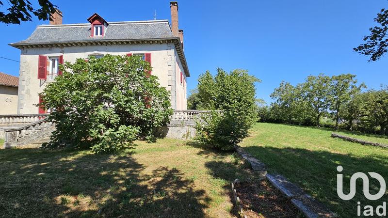 Maison - 205 m² - 7 pièces