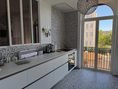 Appartement - 75 m² - 3 pièces