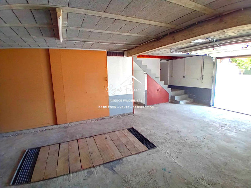 Maison - 93 m² - 4 pièces