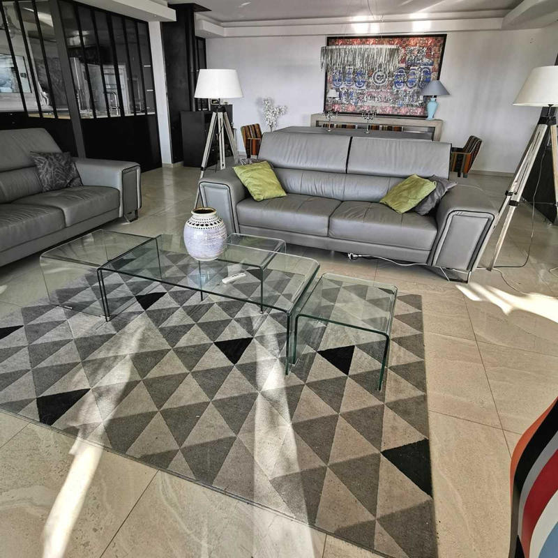 Maison - 200 m² - 7 pièces