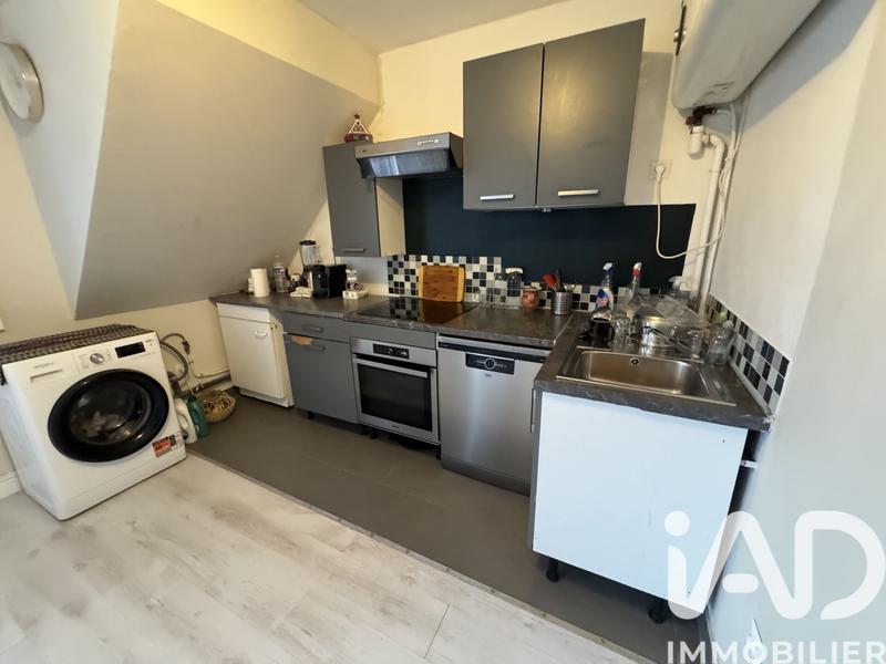 Maison - 210 m² - 9 pièces