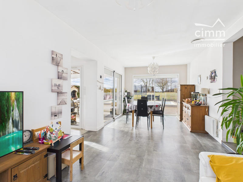 Maison - 110 m² - 5 pièces