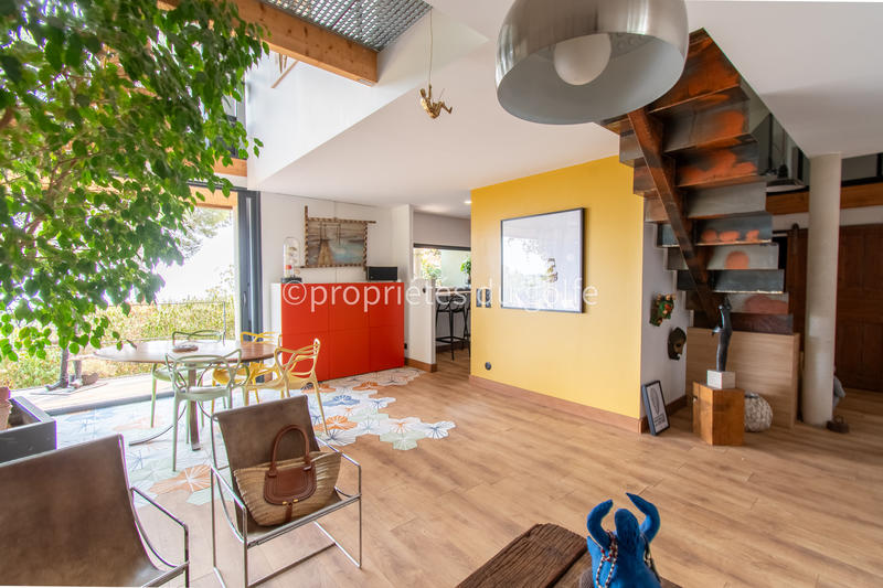 Maison - 169 m² - 6 pièces