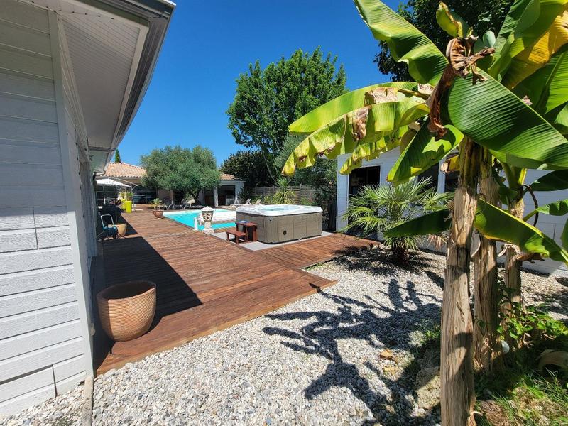 Maison contemporaine - 222 m² - 6 pièces