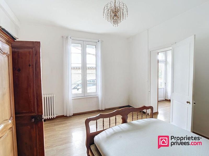 Maison - 99 m² - 5 pièces