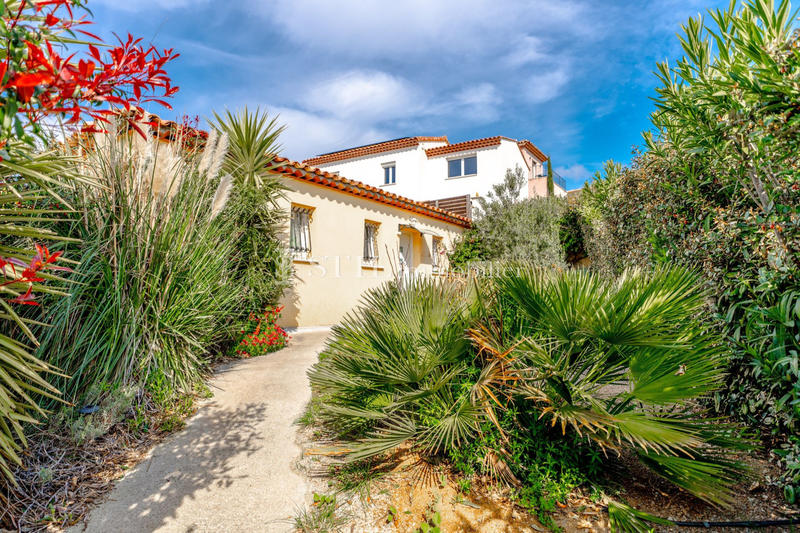 Villa - 80 m² - 5 pièces