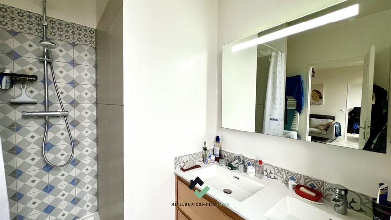 Appartement - 75 m² - 4 pièces