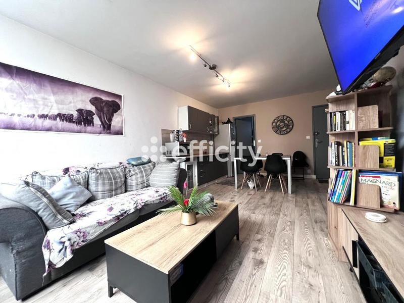 Appartement - 120 m² - 5 pièces