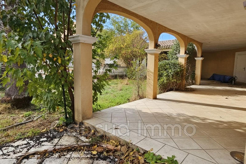 Maison - 180 m² - 6 pièces