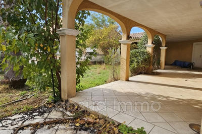 Maison - 180 m² - 6 pièces