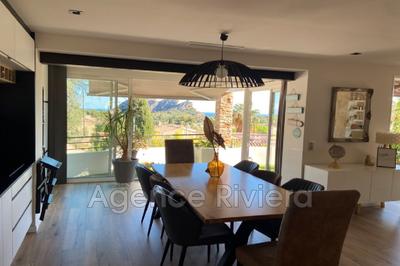 Appartement - 94 m² - 3 pièces