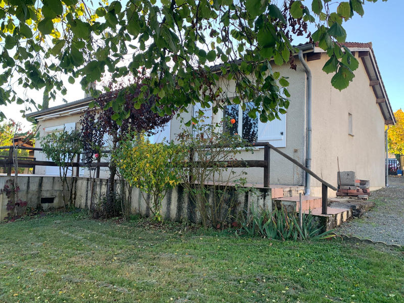 Maison - 90 m² - 5 pièces