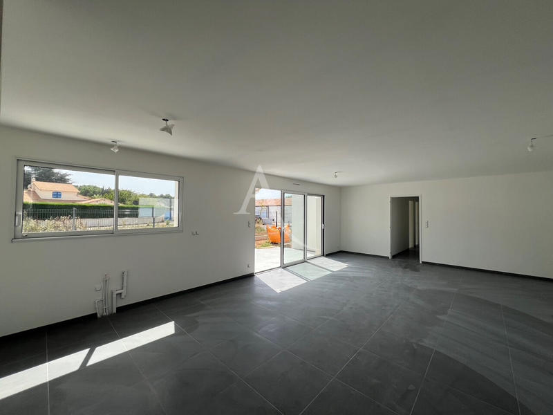 Maison - 112 m² - 4 pièces