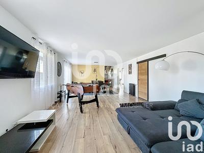 Maison - 200 m² - 8 pièces