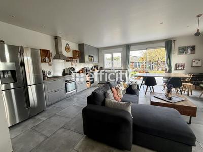 Pavillon - 120 m² - 5 pièces