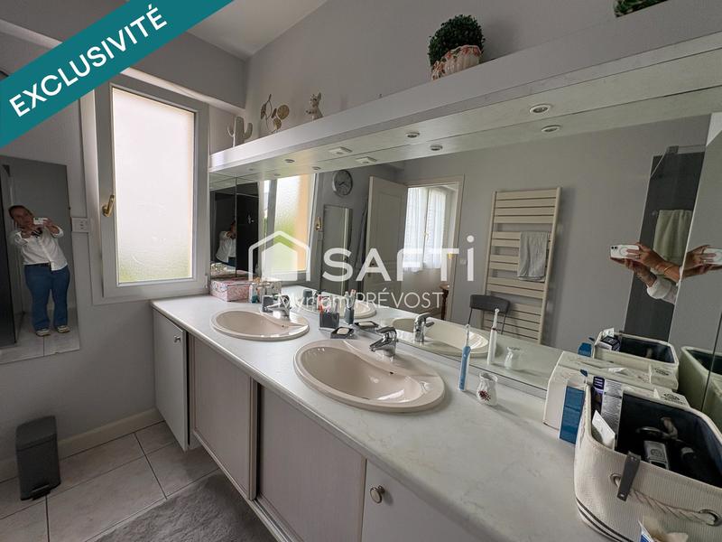 Maison - 198 m² - 5 pièces