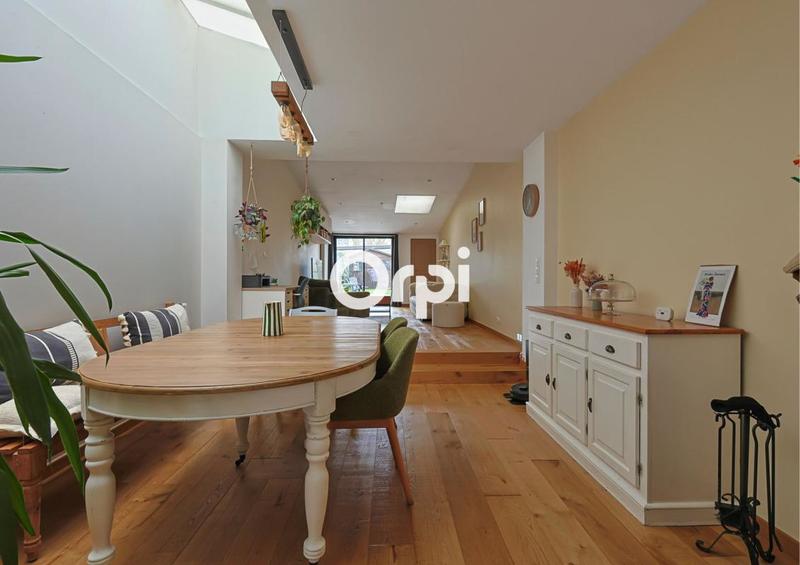 Maison - 114 m² - 4 pièces