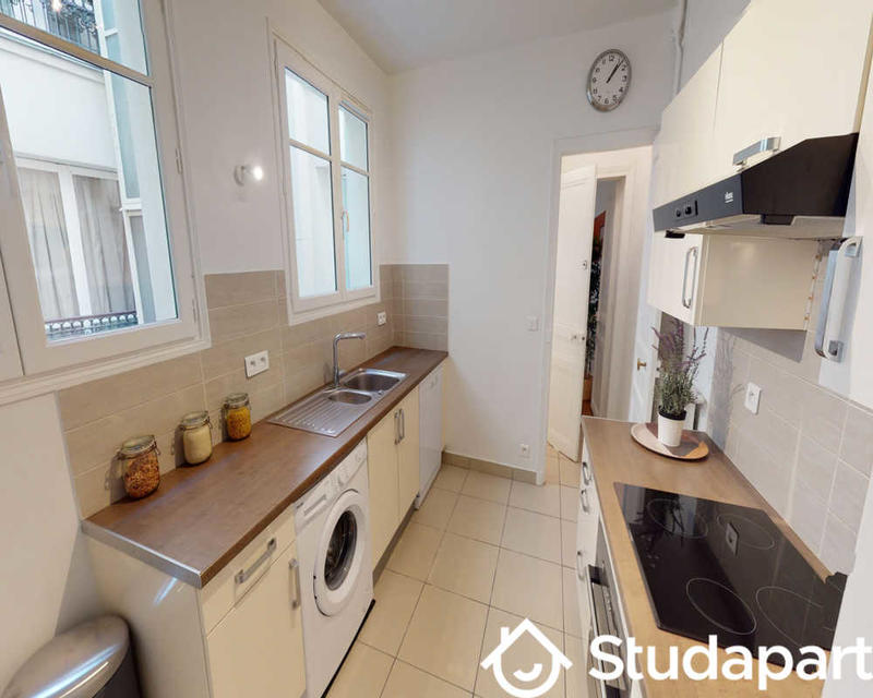 Chambre - 100 m² - 1 pièce