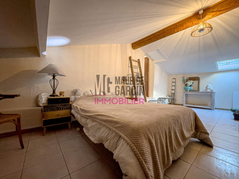 Maison - 177 m² - 7 pièces