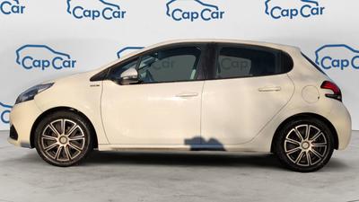 Peugeot 208 1.2 PureTech 82 Signature
