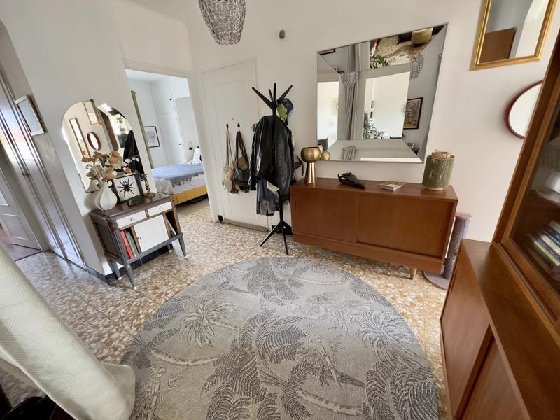 Appartement - 100 m² - 5 pièces