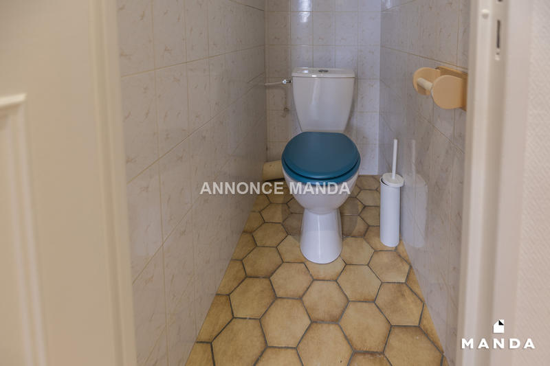 Chambre - 9 m² - 5 pièces