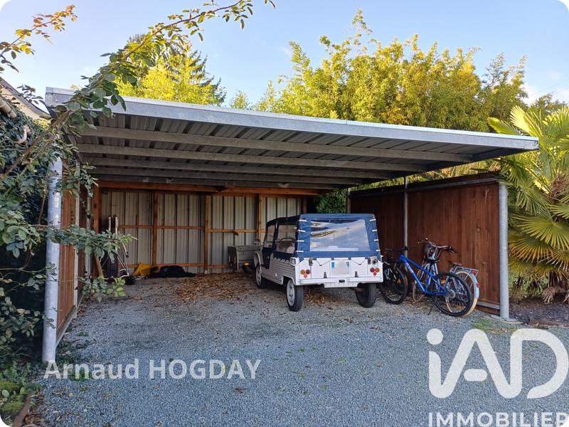 Maison - 196 m² - 7 pièces