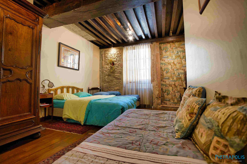 Maison ancienne - 304 m² - 9 pièces