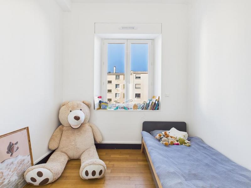 Appartement - 130 m² - 3 pièces