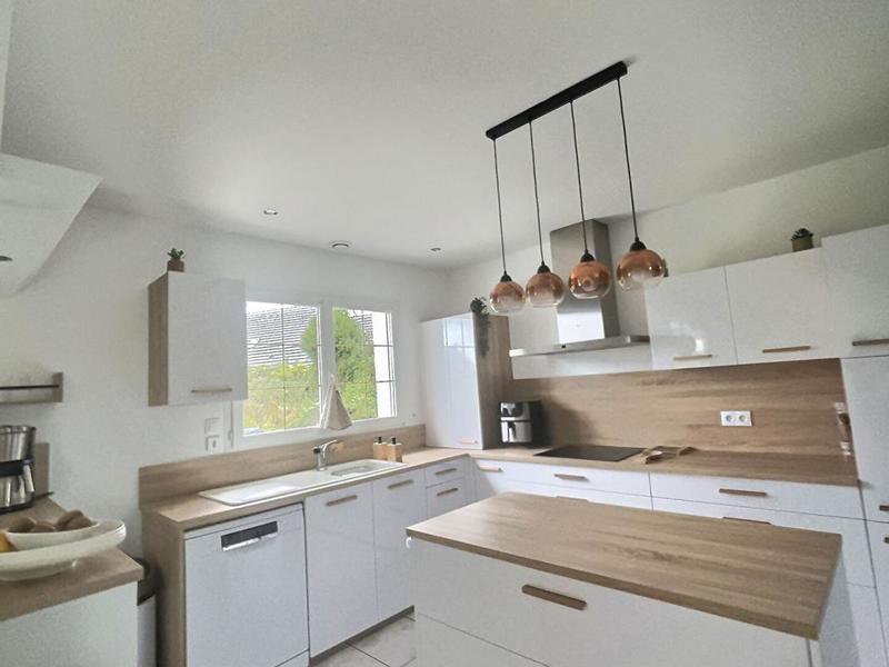 Maison - 164 m² - 6 pièces