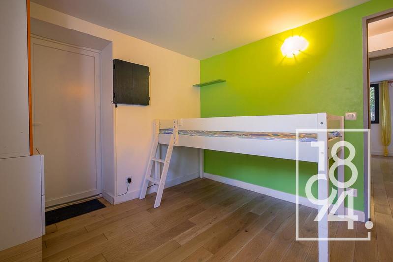 Demeure - 160 m² - 7 pièces