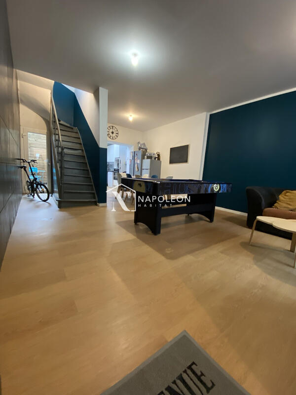 Maison - 144 m² - 10 pièces