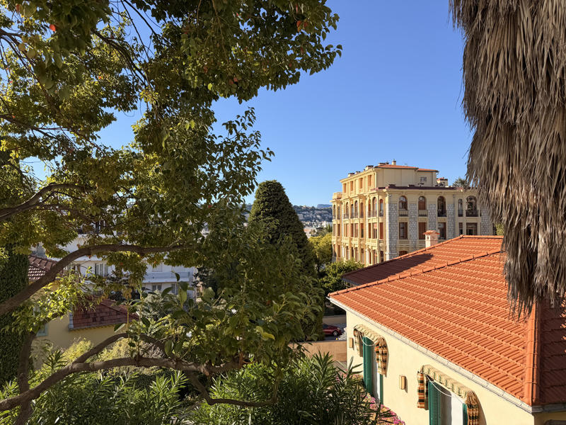 Appartement - 64 m² - 2 pièces