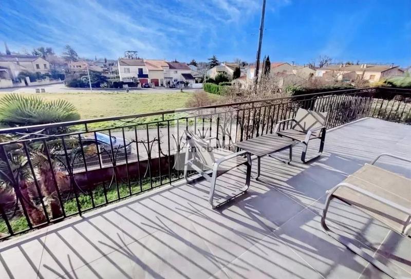 Villa - 144 m² - 5 pièces