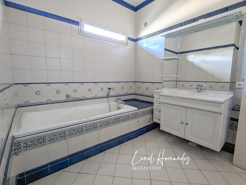 Appartement - 176 m² - 6 pièces