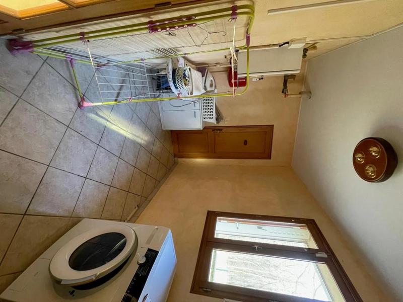 Maison - 186 m² - 7 pièces