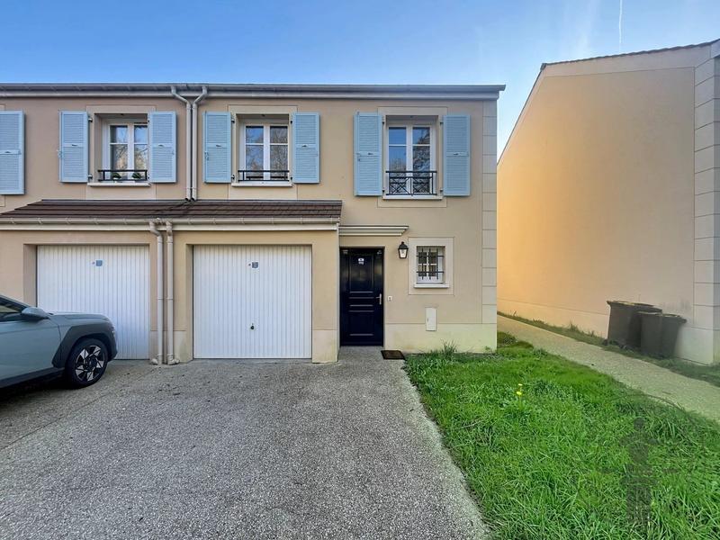 Maison - 73 m² - 4 pièces