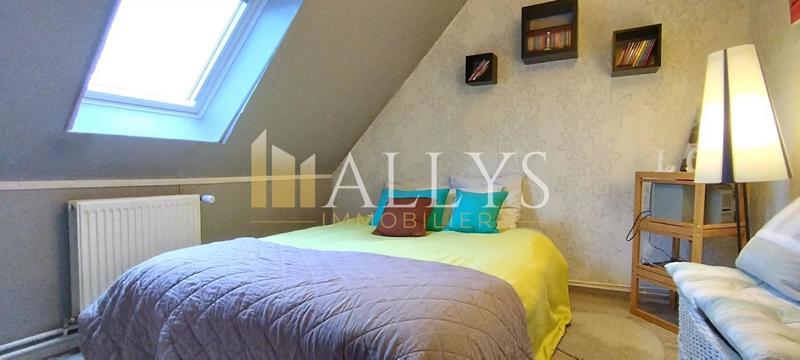 Maison - 122 m² - 7 pièces