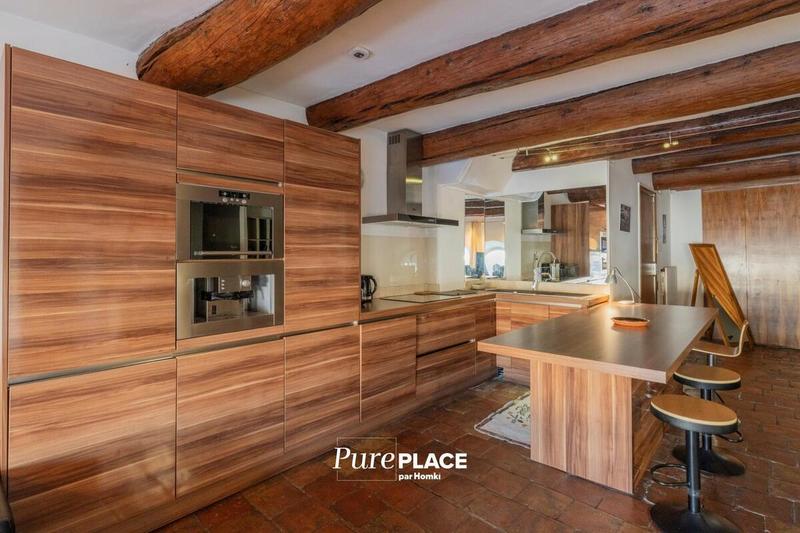 Appartement - 141 m² - 4 pièces