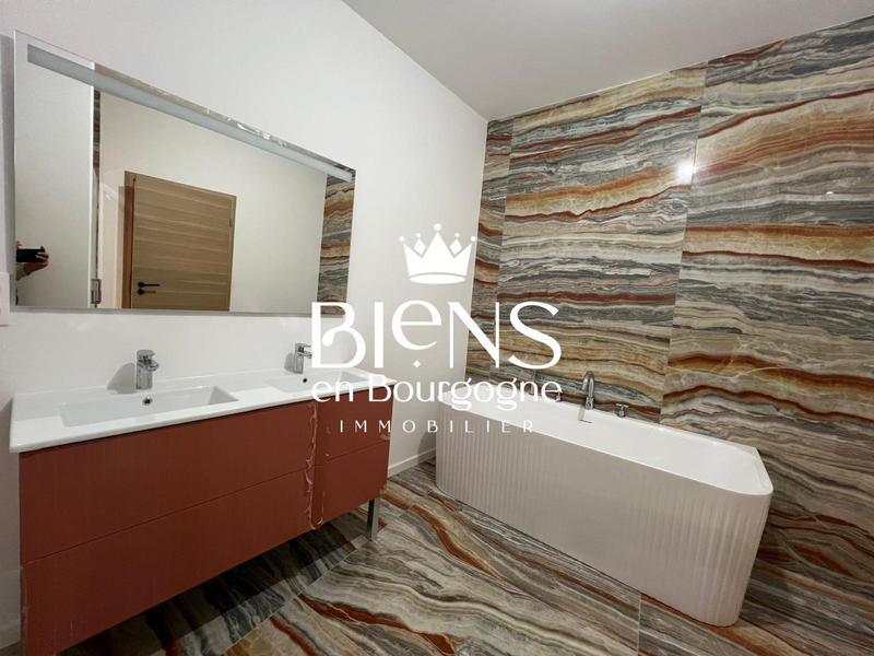 Appartement - 178 m² - 5 pièces