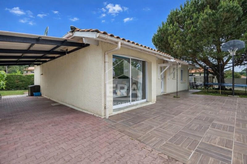 Maison - 107 m² - 6 pièces