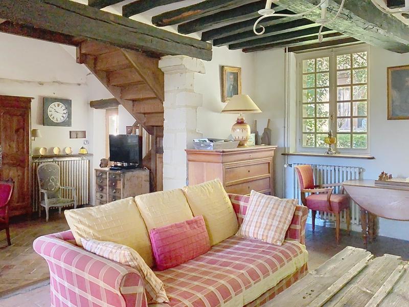 Maison - 325 m² - 14 pièces