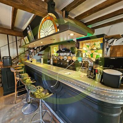 Fonds de commerce - 240 m²