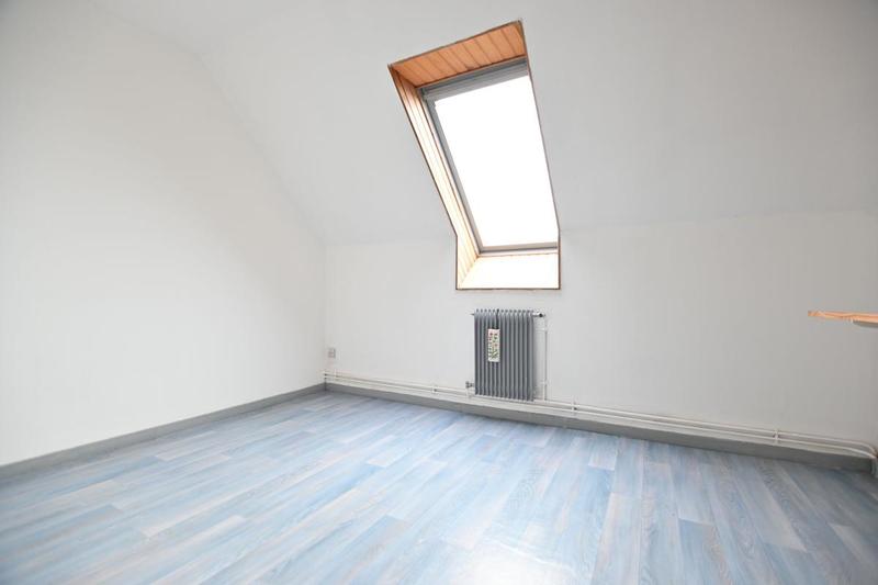 Maison - 93 m² - 4 pièces