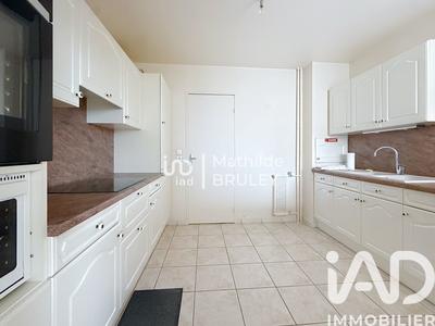 Appartement - 75 m² - 3 pièces