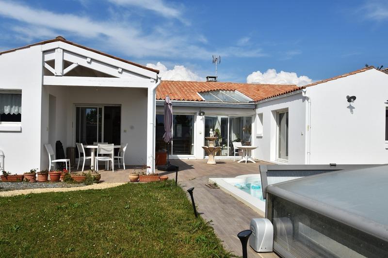Villa - 180 m² - 7 pièces