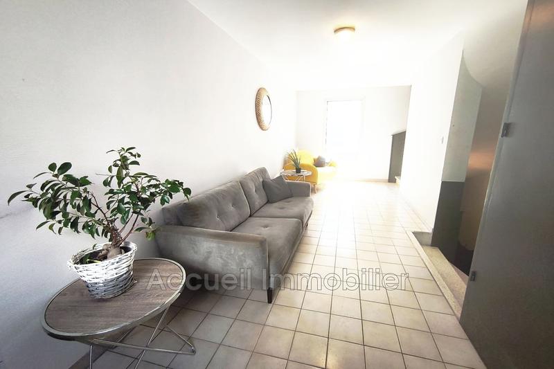 Maison - 270 m² - 14 pièces