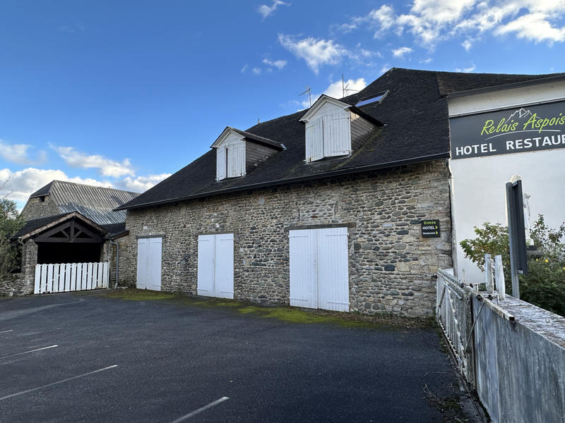 Immeuble - 1 120 m²